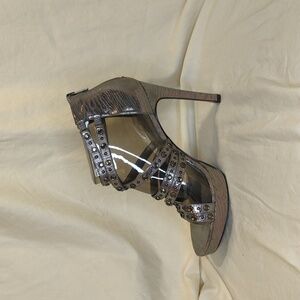 Adrianna Papell Women's Malia Gunmetal Studded Straps  New in Box